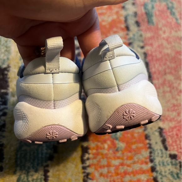 Nike Kids' revolution 7 (GS) size 10 - Picture 4 of 7